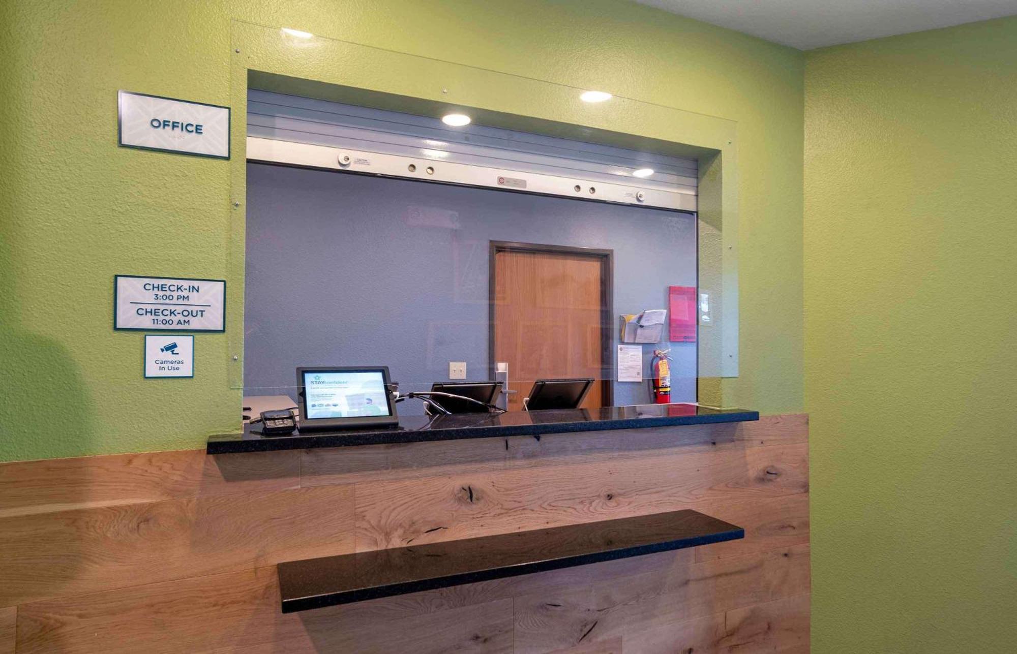 Extended Stay America Select Suites - Panama City - Callaway Экстерьер фото