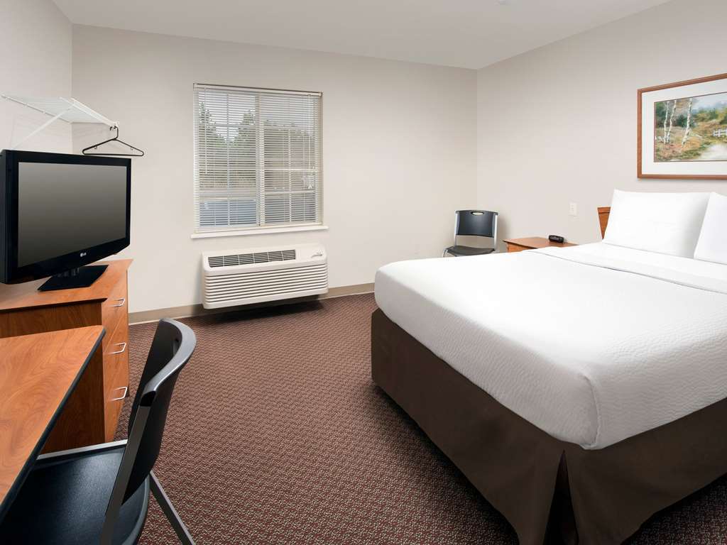 Extended Stay America Select Suites - Panama City - Callaway Номер фото