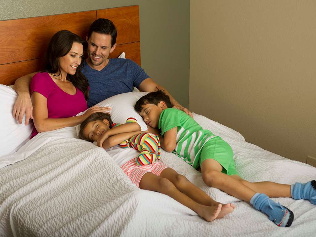 Extended Stay America Select Suites - Panama City - Callaway Номер фото